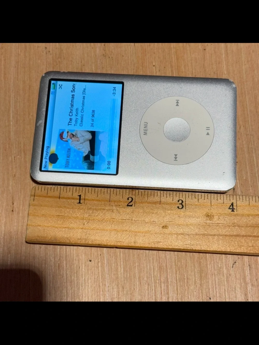 iPod Classic 6thGen 120GB Silver-A1238 Tested Good w/Charg-9638-Songs Read Info!